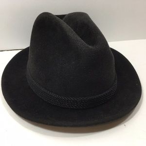 Chapeau Flechet Vintage Black Hat, Genuine Velour